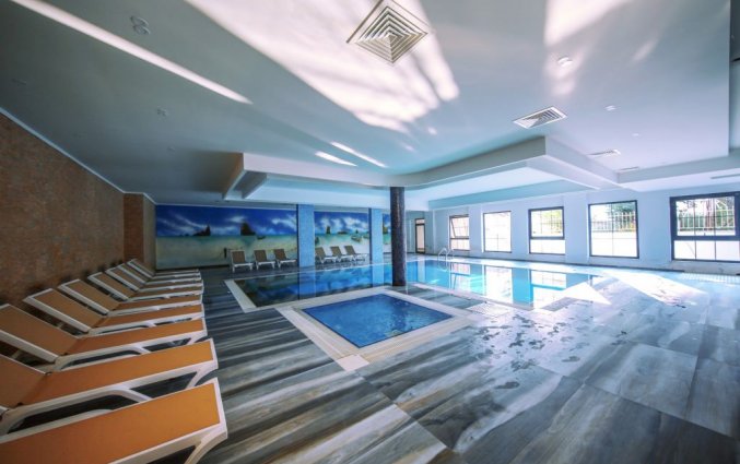 Binnenzwembad van Hotel & Spa Sey Beach in Alanya